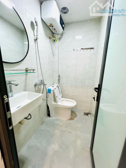 BÁN TẬP THỂ VIP TẦNG 2 – NHÀ A, 128C ĐẠI LA, HAI BÀ TRƯNG. 70M² – 2PN. 3,39 TỶ