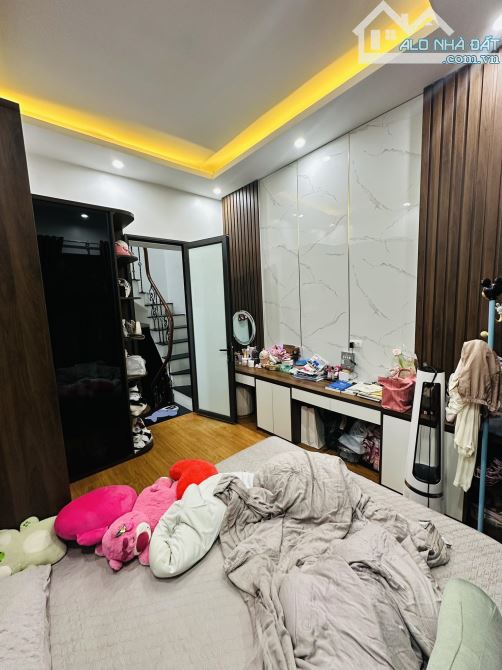 10.5 TỶ-PHÂN LÔ Ô TÔ ĐỖ CỬA-HỒNG MAI-BẠCH MAI-THANH NHÀN-HBT