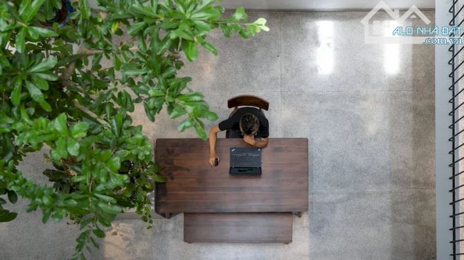 BÁN NHÀ PHỐ VỆ HỒ THIẾT KẾ ĐỘC ĐÁO, NHIỀU ÁNH SÁNG, GẦN HỒ TÂY, Ô TÔ, 14,9 TỶ