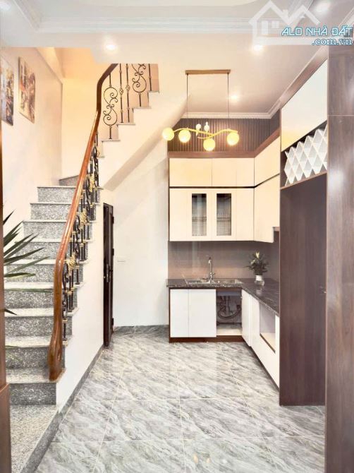 33m² – Nhà 5 tầng Bạch Đằng chỉ 7.49 tỷ – Khu siêu hiếm nhà bán, tiện ích bủa vây