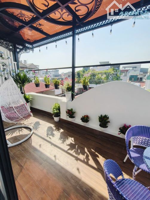 6 tầng thang máy ngõ thông oto gần Chùa Bộc, full nội thất 58m2 x mtiền 5m. Giá 18.8 tỷ