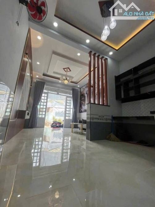NHÀ SỔ HỒNG RIÊNG 50m2 - HẺM OTO GIÁ CHỈ 2TỶ7 - 2