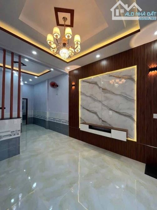 NHÀ SỔ HỒNG RIÊNG 50m2 - HẺM OTO GIÁ CHỈ 2TỶ7 - 3