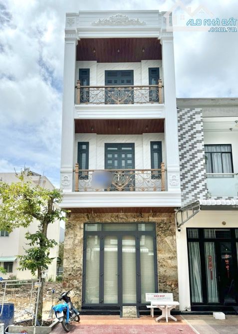 Nhà mới 2 lầu siêu đẹp khu 91B giai đoạn 3, Ninh Kiều - 6 tỷ200tr (Thương lượng)