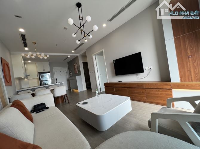 BÁN CĂN 2 NGỦ TÒA CT1A TP GIAO LƯU _LÔ GÓC _2 BAN CÔNG _76M _5TỶ+