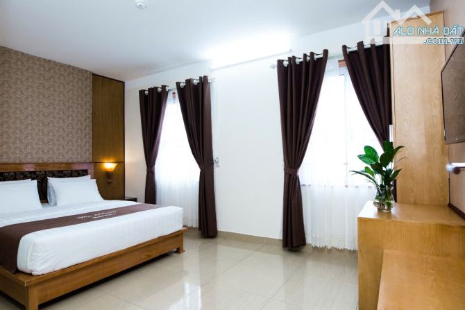 K162 CHO THUÊ nguyên khách sạn tại phố Lê Hồng Phòng