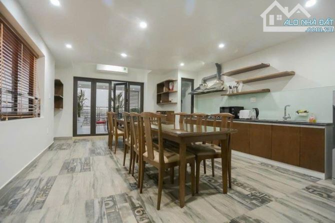 K228 CHO THUÊ toà khách sạn tại Lê Hồng Phong