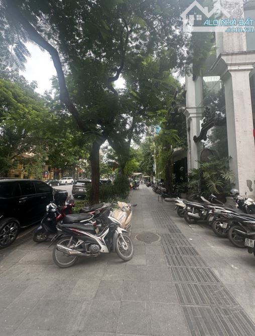 KHU CỰC ÍT NHÀ BÁN - NGÕ TO - BÁN NHÀ LÝ THƯỜNG KIỆT 25M2- 5 TẦNG - 3M MẶT TIỀN - 11.3 TỶ