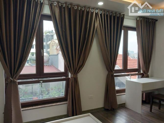 Bán Toà Nhà Căn Hộ Cao Cấp 9T Ô Tô KD 180tr/Th Liễu Giai Ba Đình DT 100M MT 5.4M Giá 68Tỷ