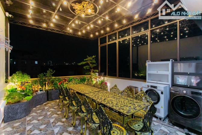 Sang trọng đẳng cấp 7 tầng thang máy Nguyễn An Ninh oto đỗ 30m, 45m2 sổ. Giá 15.8 tỷ