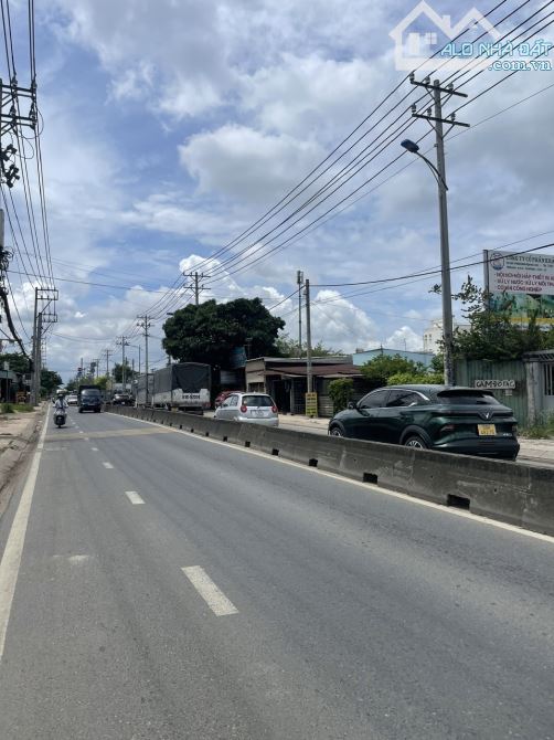 Bán nhà mặt tiền 20x63m giá 33,9 tỷ Đường Nguyễn Văn Bứa - 2