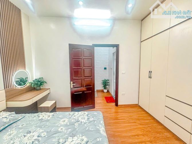 Bán nhà Ngõ Gốc Đề, Minh Khai, Hai Bà Trưng – gần ô tô – 30m² x 5 tầng – giá 6.95 tỷ