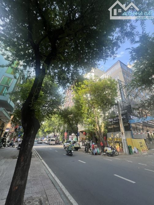 Bán căn góc 2 mặt tiền 8A Lê Thánh Tôn, P. Bến Nghé, Quận 1| 7 tầng|HĐT 258,1tr/th - 2