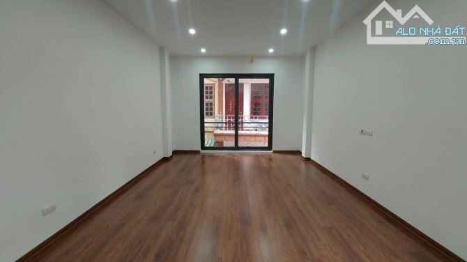 BÁN NHÀ - BÙI XƯƠNG TRẠCH - LÔ GÓC - NGÕ RỘNG - GẦN ÔTÔ - 35m2*5T