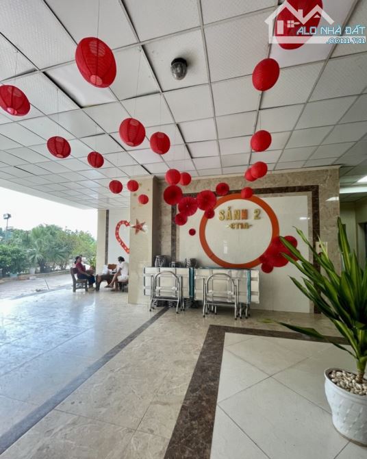 BÁN CĂN 2 NGỦ TÒA CT1A TP GIAO LƯU _LÔ GÓC _2 BAN CÔNG _76M _5TỶ+ - 2