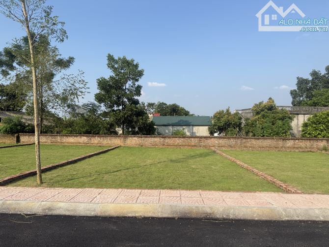 Siêu rẻ 103m2 full thổ cư ngay thị xã Sơn Tây giá 1tỷ8