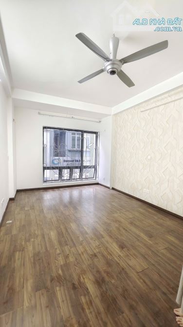 Bán nhà riêng Hoàng Hoa Thám, ngõ ô tô, kinh doanh, ô chờ thang máy, sổ chính chủ, 48m*5T