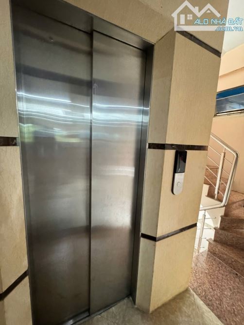7 tầng thang máy Mặt Phố Thanh Nhàn, vỉa hè rộng kdoanh sầm uất, 38m2 sổ. Giá 25.5 tỷ