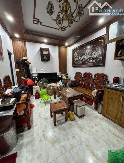 KHU CỰC ÍT NHÀ BÁN - NGÕ TO - BÁN NHÀ LÝ THƯỜNG KIỆT 25M2- 5 TẦNG - 3M MẶT TIỀN - 11.3 TỶ