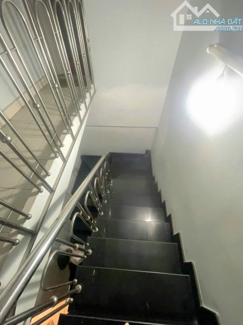 BÁN NHÀ MẶT TIỀN CHỢ TRỤC LÝ THƯỜNG KIỆT DĨ - 283M² (5*56) TRUNG TÂM DĨ AN - CHÀO 11 T - 4