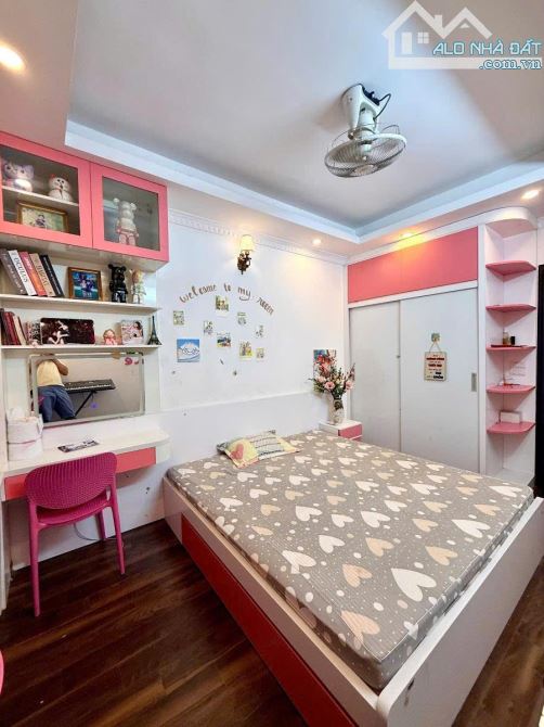 Bán nhà đẹp gần ô tô – Ngõ Gốc Đề, Minh Khai, Hai Bà Trưng – 30m², 5 tầng, giá 7.95 tỷ