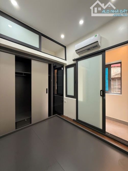 BÁN TẬP THỂ CỰC SỊN TẦNG 2 – 55 NGUYỄN CÔNG CHỨ, HAI BÀ TRƯNG. 80M2 – 3PN. 4,49 TỶ