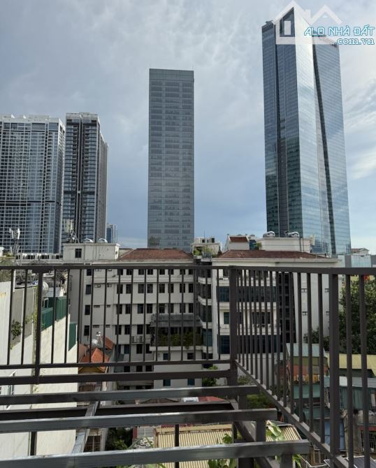 Bán Toà Nhà Căn Hộ Cao Cấp 9T Ô Tô KD 180tr/Th Liễu Giai Ba Đình DT 100M MT 5.4M Giá 68Tỷ