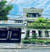 BIỆT THỰ MẶT TIỀN PHƯỜNG 17 GÒ VẤP – 180M2 VUÔNG A4 – CÓ GARA, PHÒNG KARAOKE CHỈ 29 TỶ 5