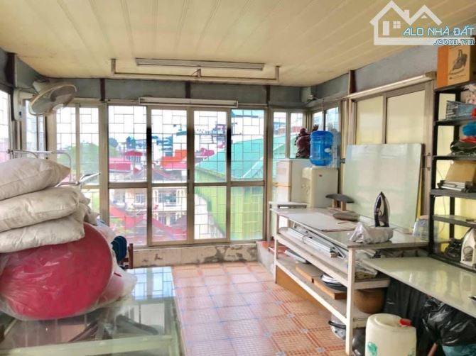 NHÀ RIÊNG BÁCH - KINH - XÂY 63m2 x 4 Tầng, Mặt Tiền 5,8m THOÁNG TRƯỚC SAU 14,6 tỷ