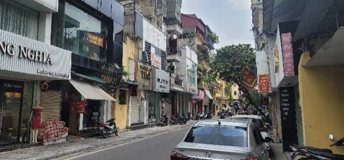 Mặt phố cổ Hàng Cân-Hoàn kiếm-34m2/3 tầng-MT3m-Giá 20 tỷ có Tl