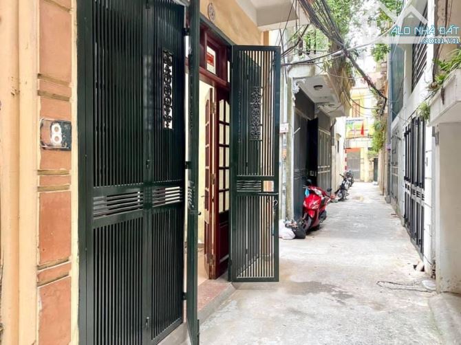 NHÀ RIÊNG BÁCH - KINH - XÂY 63m2 x 4 Tầng, Mặt Tiền 5,8m THOÁNG TRƯỚC SAU 14,6 tỷ