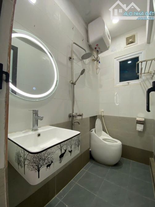 TRẦN KHÁT CHÂN 33m2 x4tầng, 10M RA PHỐ, NHỈNH 6TỶ XÍU