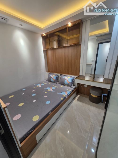 BÁN TẬP THỂ VIP TẦNG 1 – NHÀ A, NGÕ 43 VỌNG HÀ, HOÀN KIẾM. 75M² – 3PN. 4,56 TỶ