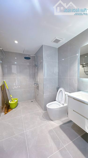 Bán căn góc, toà B4 Phạm Ngọc Thạch, 3 ngủ full nội thất xịn - tầng trung đẹp