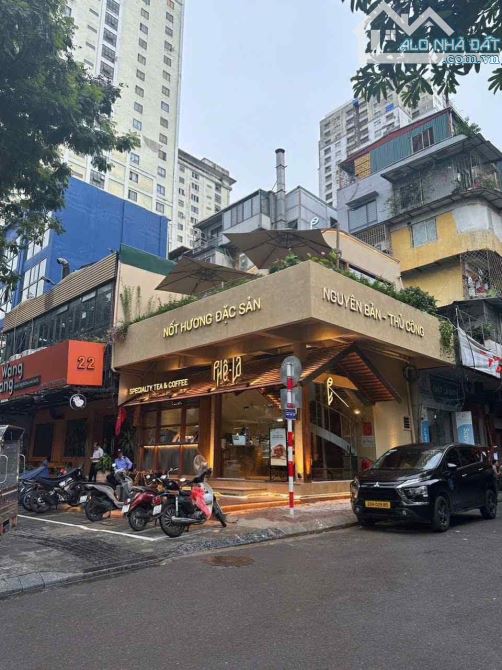 Cho thuê MBKD Đội Cấn-Ba Đình,DT:100m2*3tầng,MT:10m,giá thuê:150tr/tháng