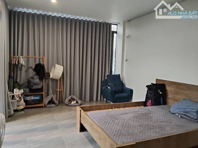 Bán nhà phố cổ Hàng Gai 43m2/5 tầng-MT 5 m-Giá 22tỷ TL