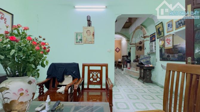 SIÊU HIẾM ! BÁN LÔ ĐẤT TÂY HỒ 200M Ô TÔ TRÁNH , 3 BƯỚC RA HỒ , NHỈNH 60 TỶ