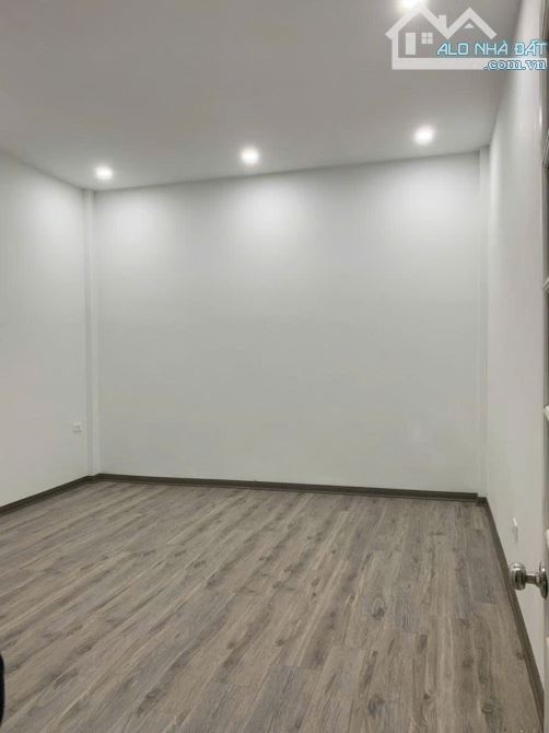 Cơ hội vàng: Sống đẳng cấp giữa lòng Ba Đình, Nhà phân lô Giang Văn Minh ô tô tránh, 26 tỷ