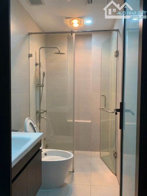 Cơ hội vàng: Sống đẳng cấp giữa lòng Ba Đình, Nhà phân lô Giang Văn Minh ô tô tránh, 26 tỷ