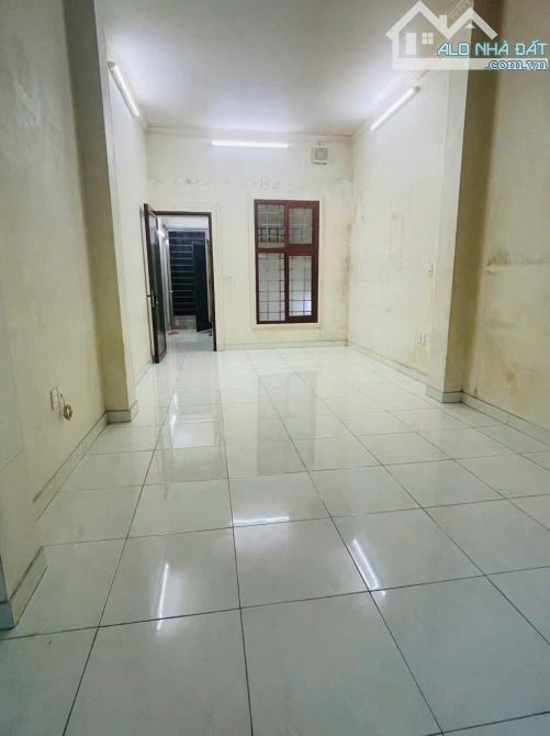 MẶT PHỐ THỤY KHUÊ - GẦN HÙNG VƯƠNG - NGUYỄN ĐÌNH THI - 67M2 - 4 TẦNG - VỈA HÈ