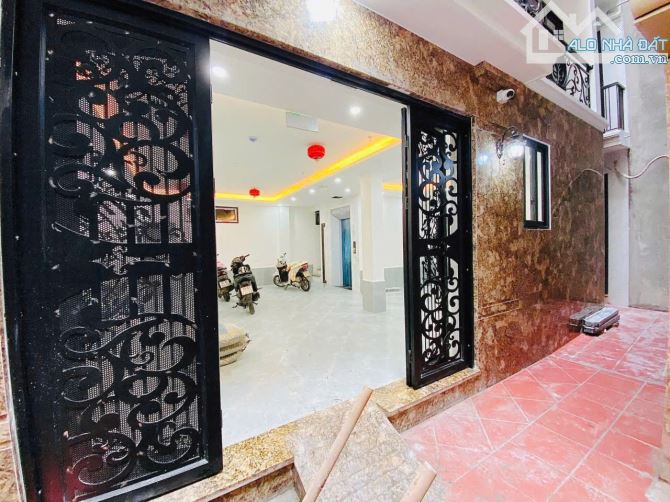 SIÊU PHẨM DÒNG TIỀN – PHỐ LA THÀNH – 78 M - 7 TẦNG – DOANH THU 90TR/THÁNG - GIÁ 19 TỶ