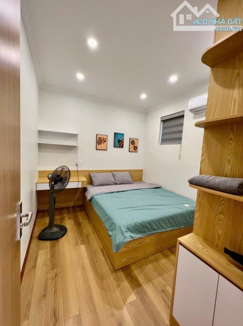 Cho thuê căn hộ 1 ngủ tách bếp giá 7.5tr tại KĐT Waterfront