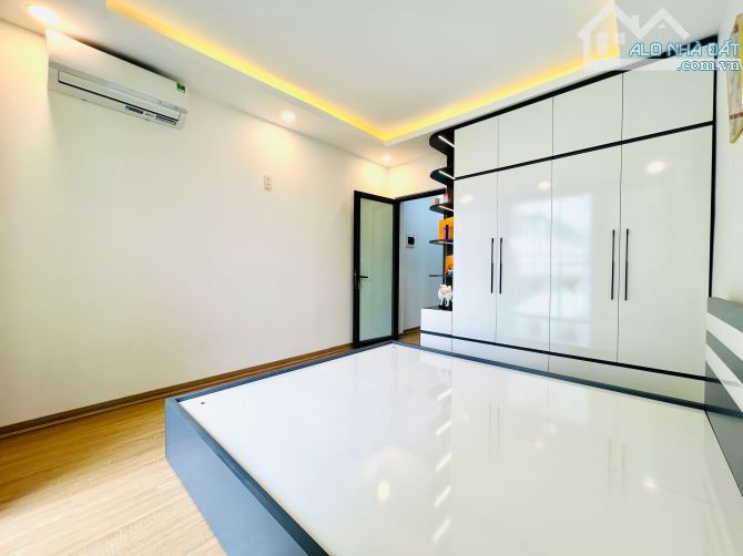 BÁN TẬP THỂ QUÂN ĐỘI TẦNG 2 – NGÕ 120 HOÀNG QUỐC VIỆT, CẦU GIẤY. 70M2 – 2PN. 4,25 TỶ - 10