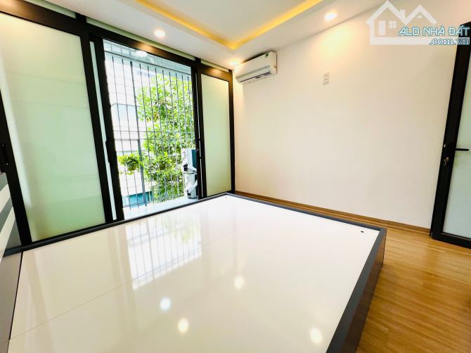 BÁN TẬP THỂ QUÂN ĐỘI TẦNG 2 – NGÕ 120 HOÀNG QUỐC VIỆT, CẦU GIẤY. 70M2 – 2PN. 4,25 TỶ - 1