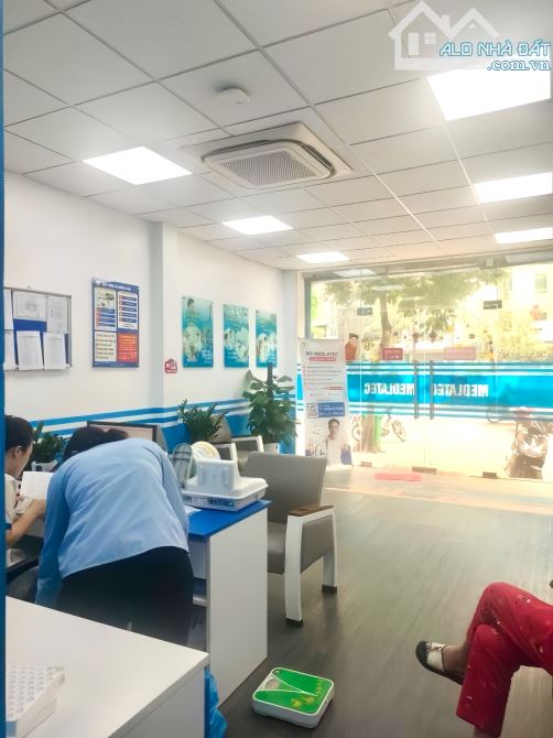 Siêu hiếm! Mặt phố Trúc Khê, vỉa hè, KD, nhà khung cột, vuông vắn, cho thuê 20tr - 39m*4T