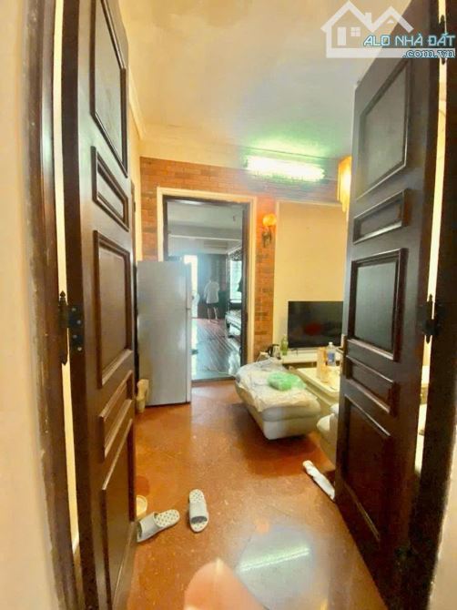 Bán nhà mặt phố Hàng Gai - Tuyệt tác 8 tầng nổi, 1 hầm, 1 bước chân chạm Hồ Gươm! 358 tỷ