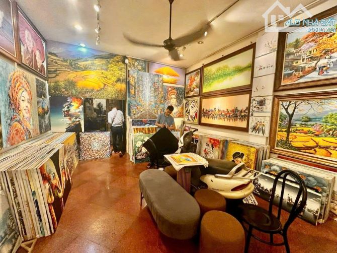 Bán nhà mặt phố Hàng Gai - Tuyệt tác 8 tầng nổi, 1 hầm, 1 bước chân chạm Hồ Gươm! 358 tỷ