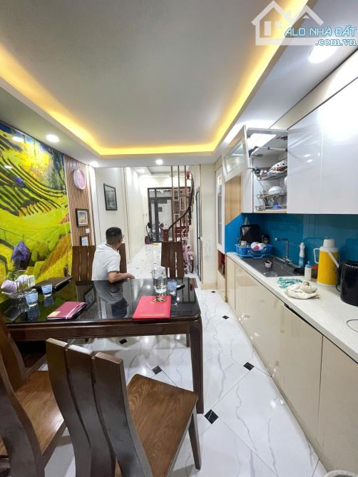 NHÀ RẤT ĐẸP– GẦN OTO- FULL NỘI THẤT – Ở NGAY - CÁCH BẾN XE NƯỚC NGẦM 200M