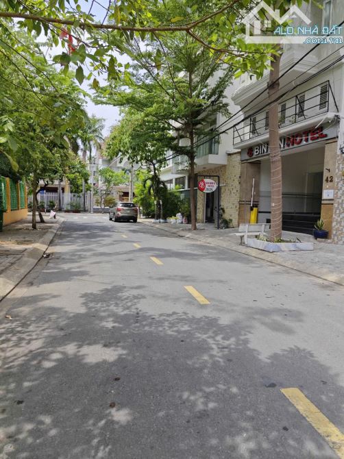 Nhà mặt tiền 40 Đường 73, KDC Tân Quy Đông, DT 6x28.5m - 3 Lầu - 27,5 tỷ ,SHR - 3