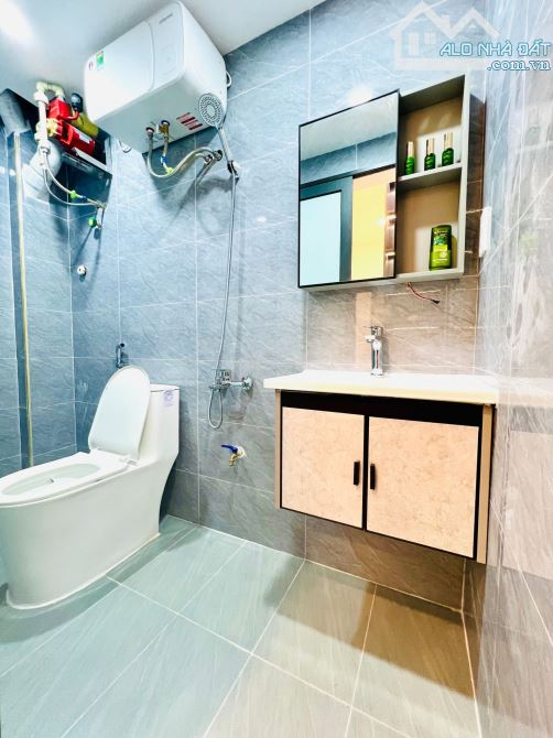 BÁN TẬP THỂ QUÂN ĐỘI TẦNG 2 – NGÕ 120 HOÀNG QUỐC VIỆT, CẦU GIẤY. 70M2 – 2PN. 4,25 TỶ - 7